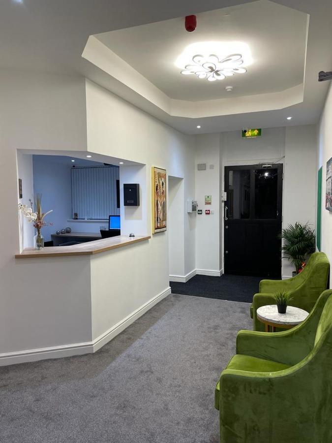 Dusties Hotel Rotherham Dış mekan fotoğraf
