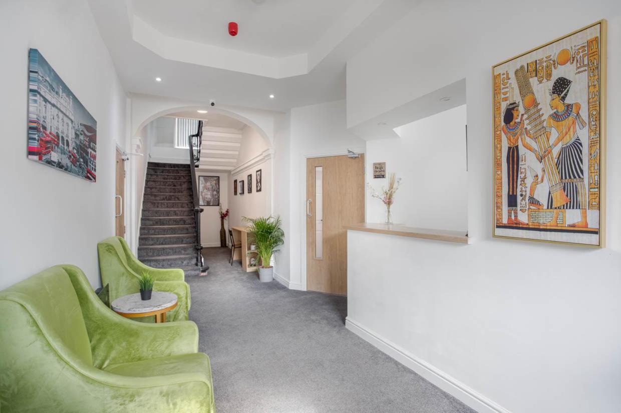 Dusties Hotel Rotherham Dış mekan fotoğraf